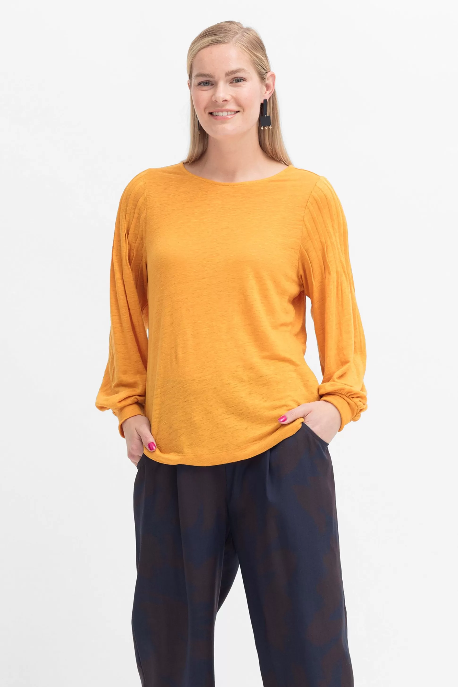 ELK Darja Linen Tshirt-Women Tops & Shirts