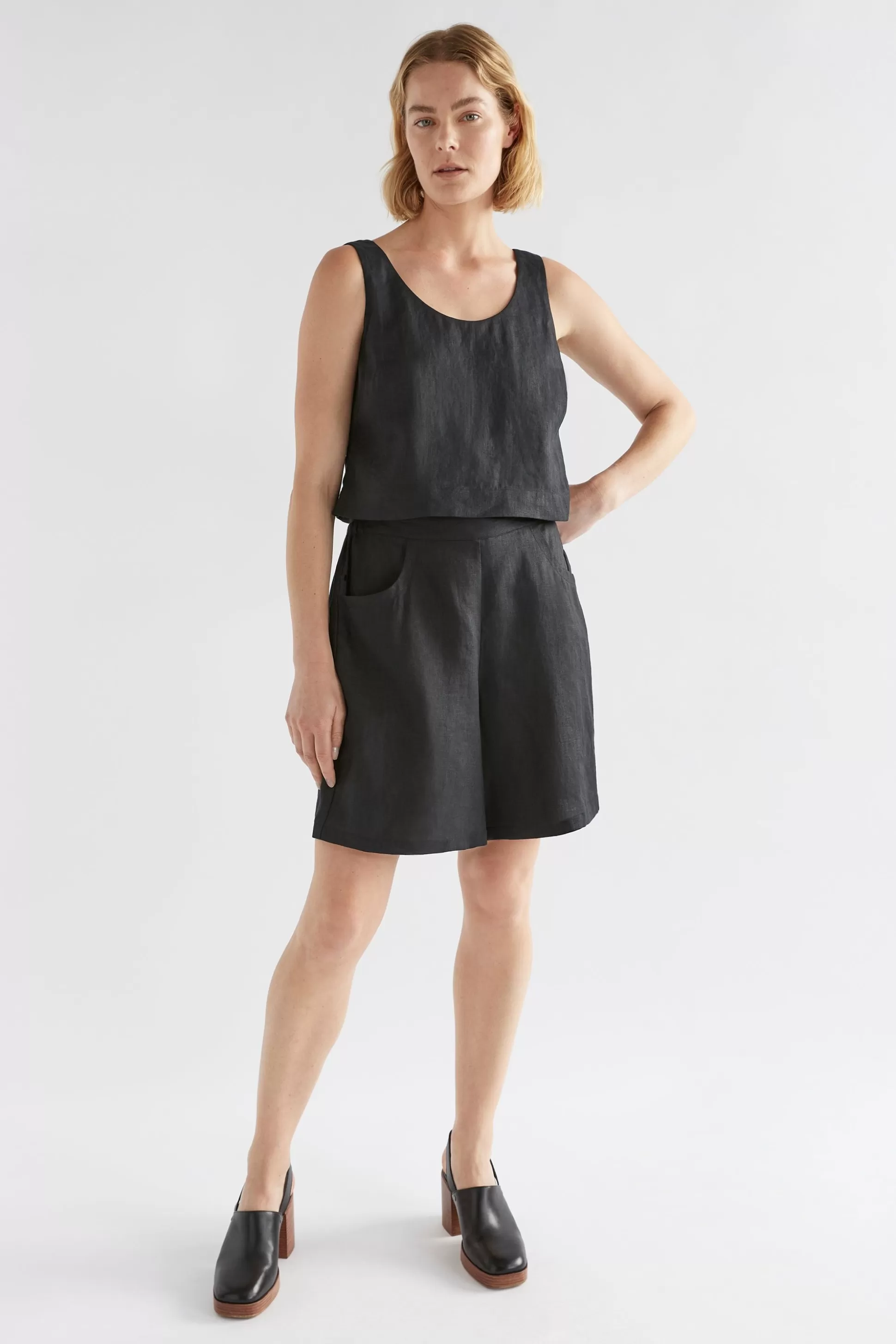 ELK Strom Linen Short-Women Skirts & Shorts